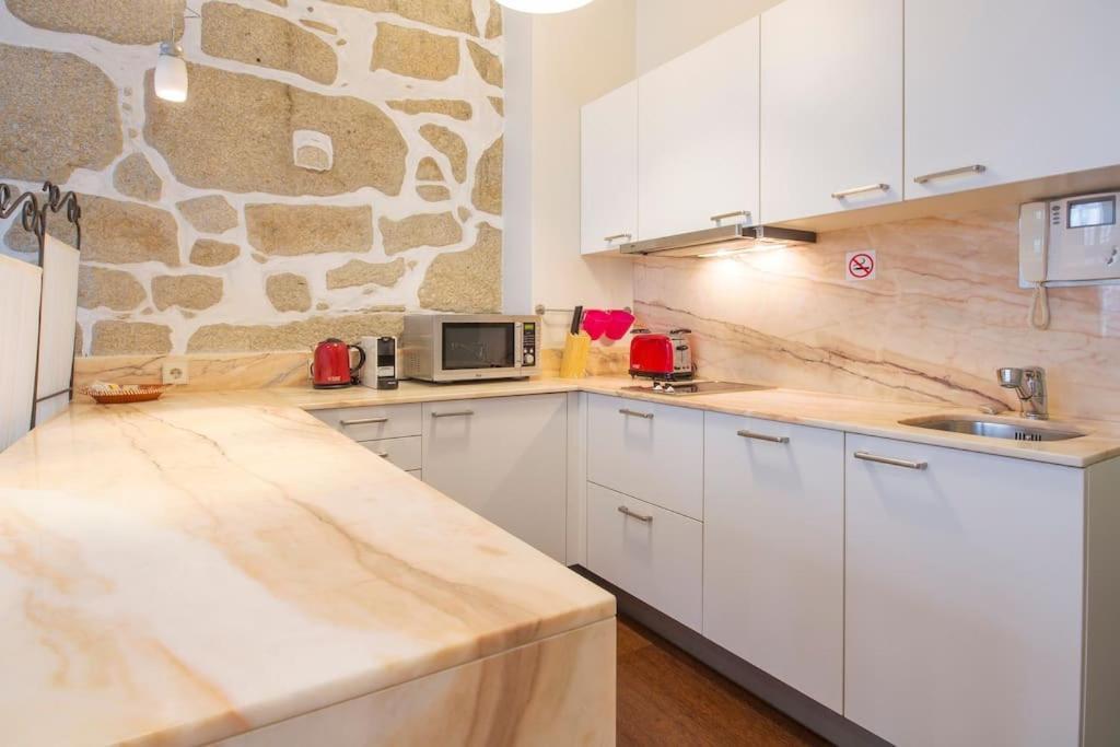 Ohh - Ganesha Studio- Oporto Center Apartment Bagian luar foto