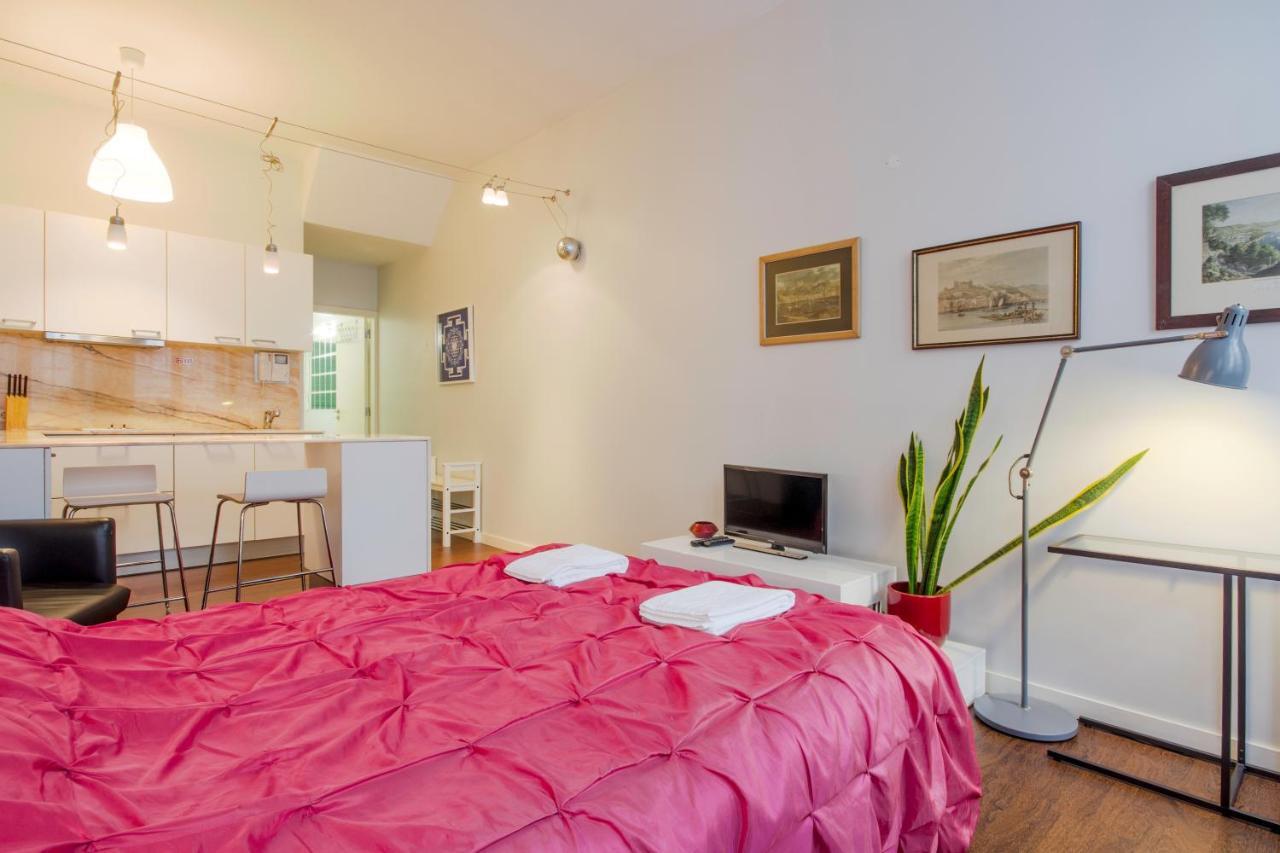 Ohh - Ganesha Studio- Oporto Center Apartment Ruang foto