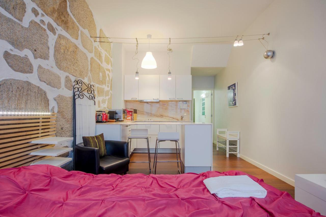 Ohh - Ganesha Studio- Oporto Center Apartment Ruang foto